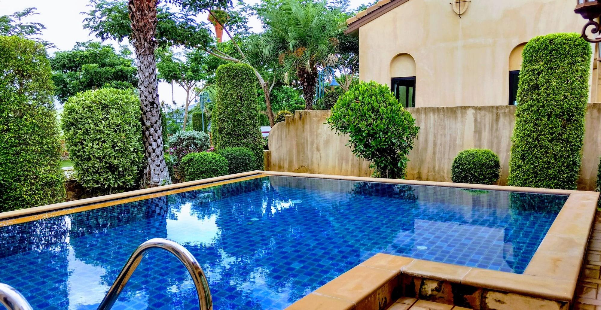 Chivani Pattaya Exteriör bild
