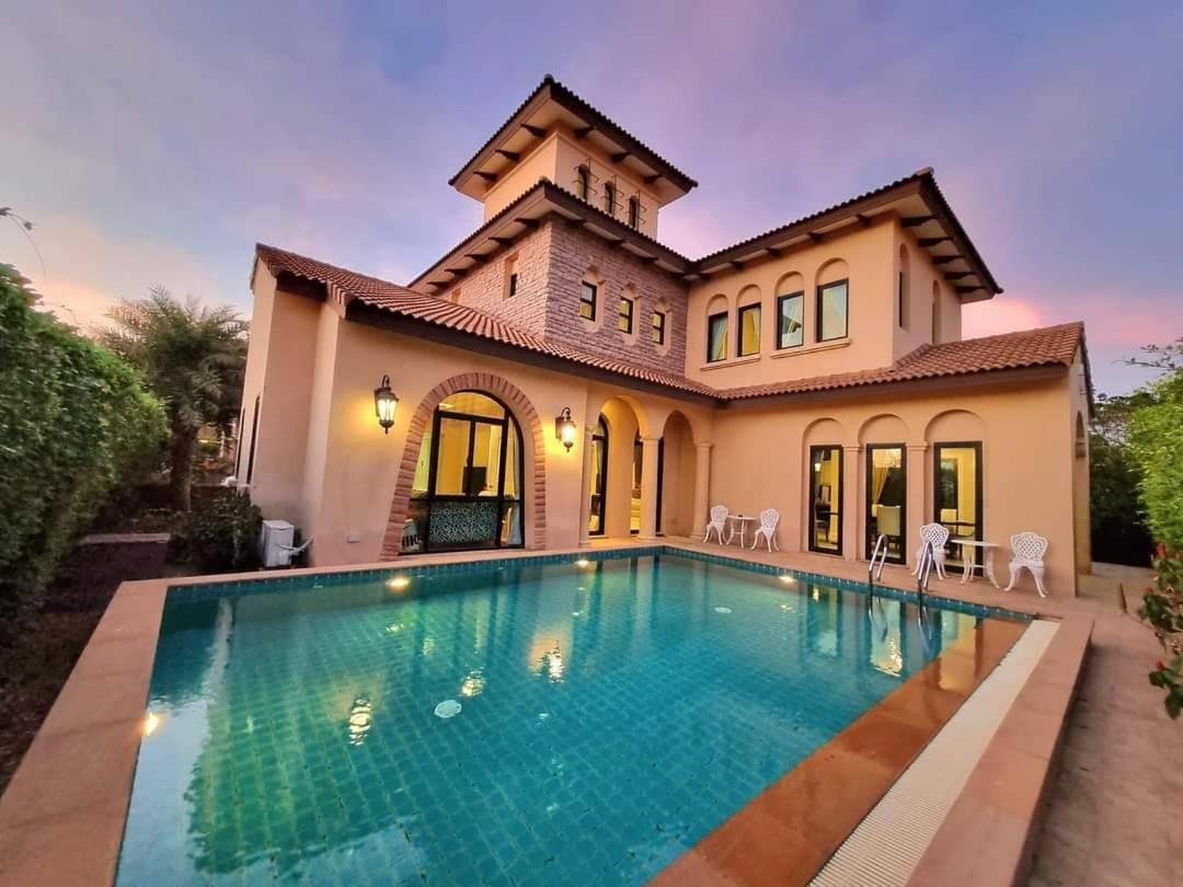 Chivani Pattaya Exteriör bild