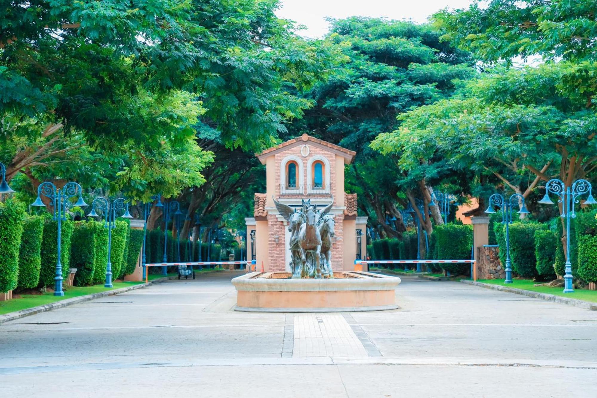 Chivani Pattaya Exteriör bild