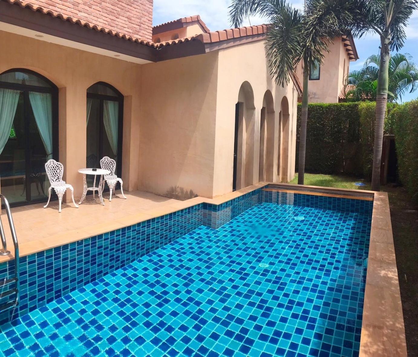 Chivani Pattaya Exteriör bild